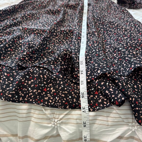 Banana Republic Long sleeved fit and flare Black dress with collar. Size 6, NWT - Picture 7 of 10